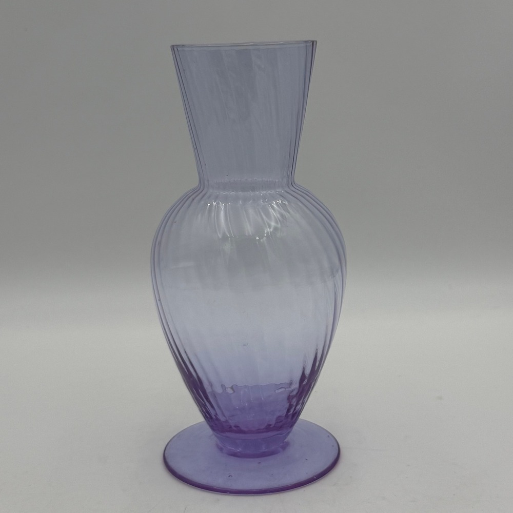 Vintage Lavender Purple Ribbed Art Glass Vase Footed Flared Rim 8.5 Inch